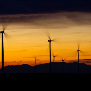 La Suisse doit miser sur le solaire et l’éolien en montagne